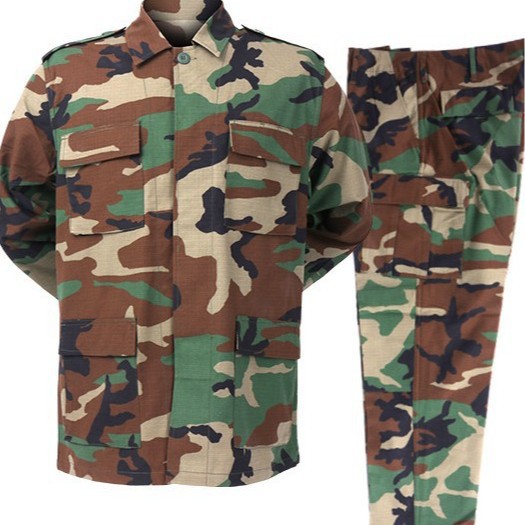 Hunting Outdoor - Conjunto Tático Masculino BDU Camuflado de